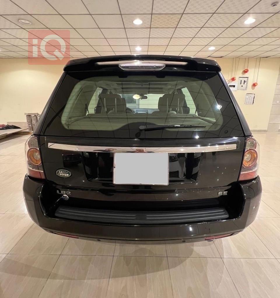Land Rover LR2